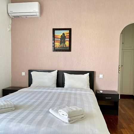 Glyfada Grand Residence Athena Bagian luar foto