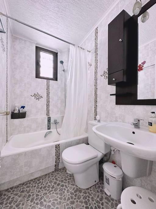 Glyfada Grand Residence Athena Bagian luar foto