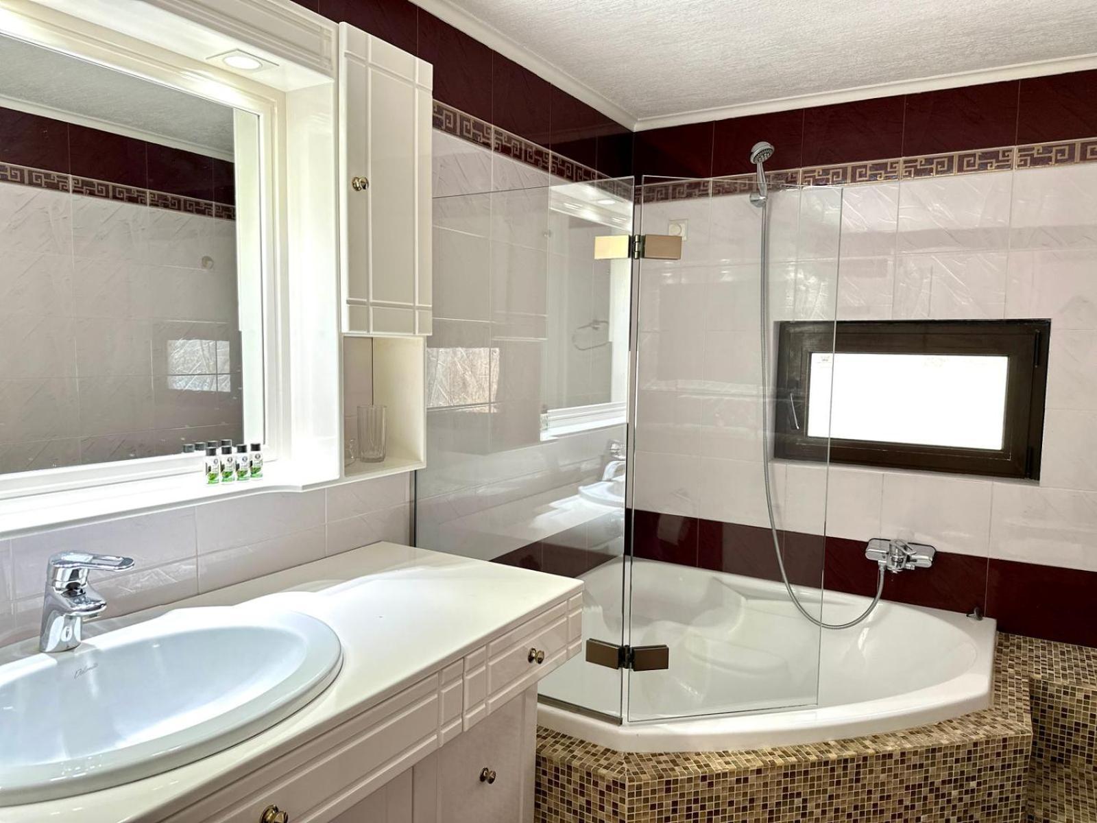 Glyfada Grand Residence Athena Bagian luar foto